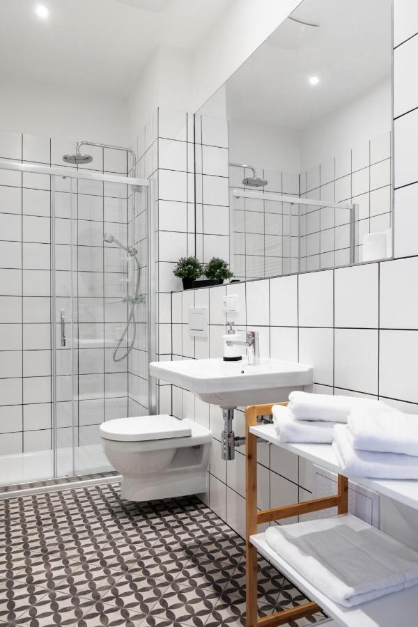 Turnkey I Balcony Studio Apartment ปราก ภายนอก รูปภาพ