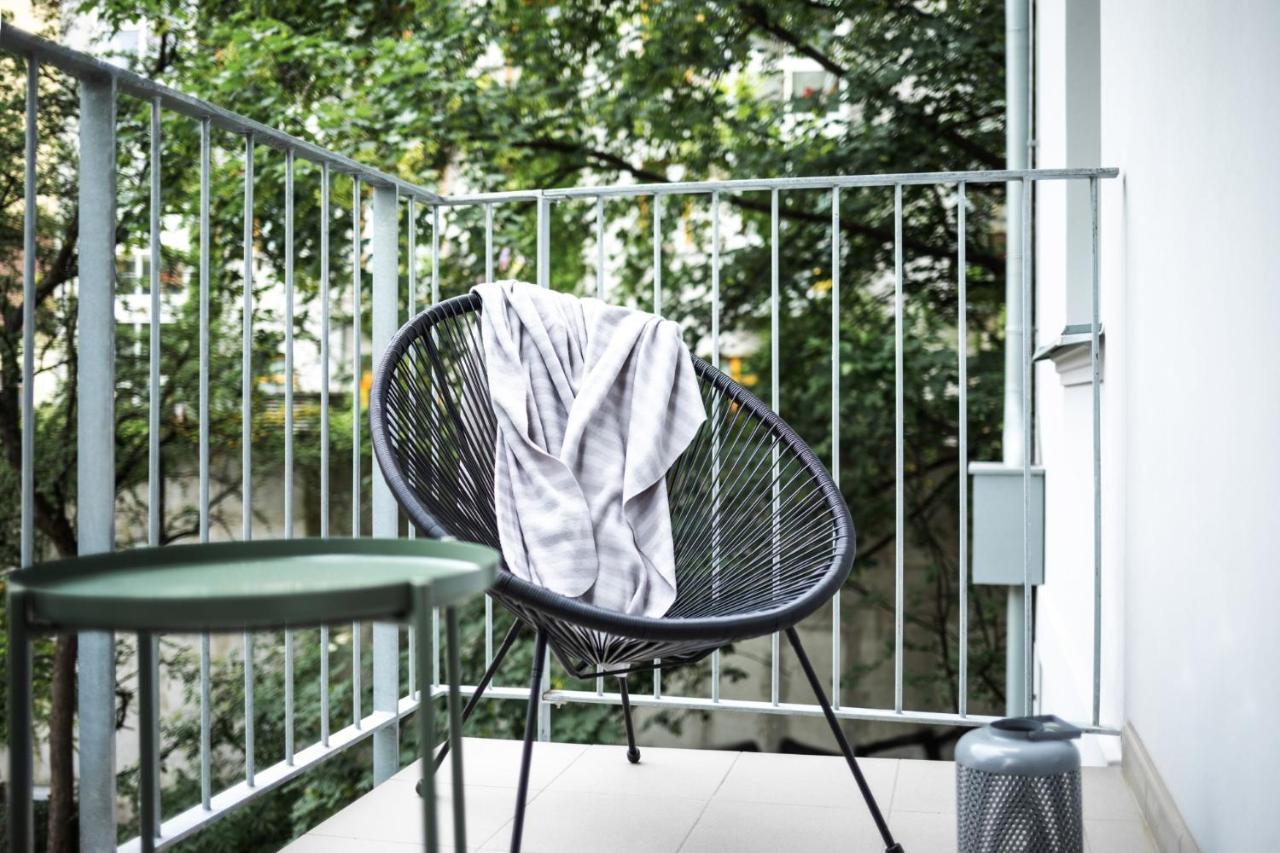 Turnkey I Balcony Studio Apartment ปราก ภายนอก รูปภาพ