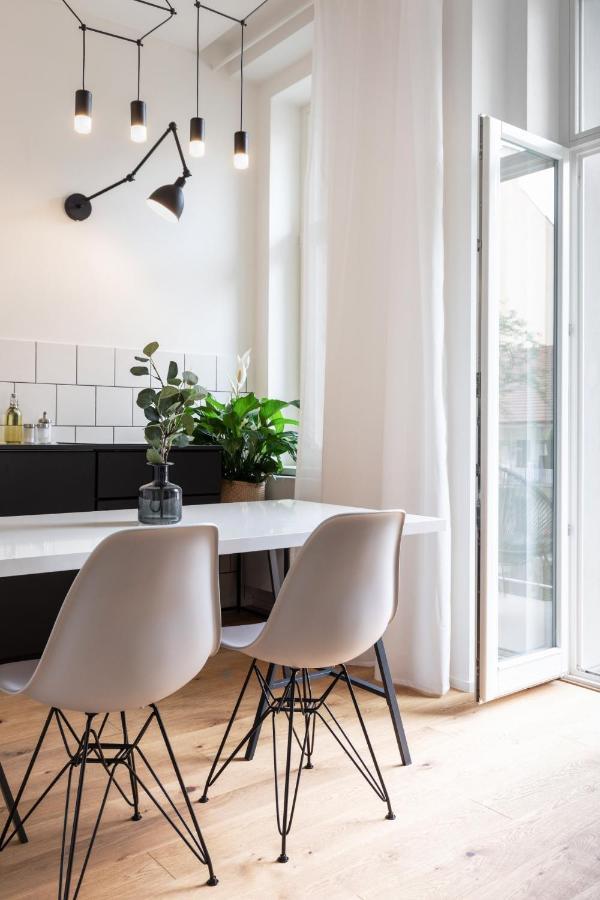 Turnkey I Balcony Studio Apartment ปราก ภายนอก รูปภาพ